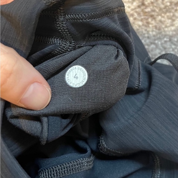 Lululemon Wunder Train High-Rise Tight 25” - Picture 2 of 2